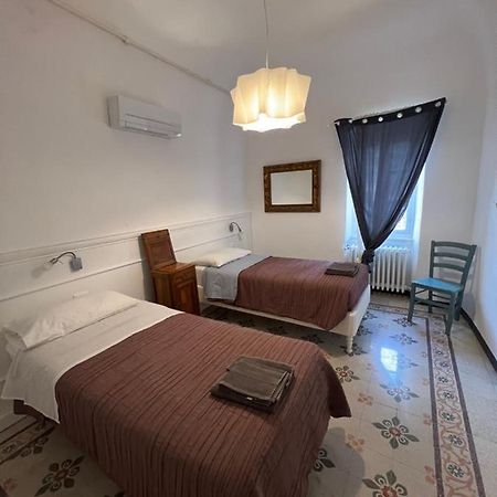 Ferienwohnung Casa Del Poeta Riva Ligure Exterior foto
