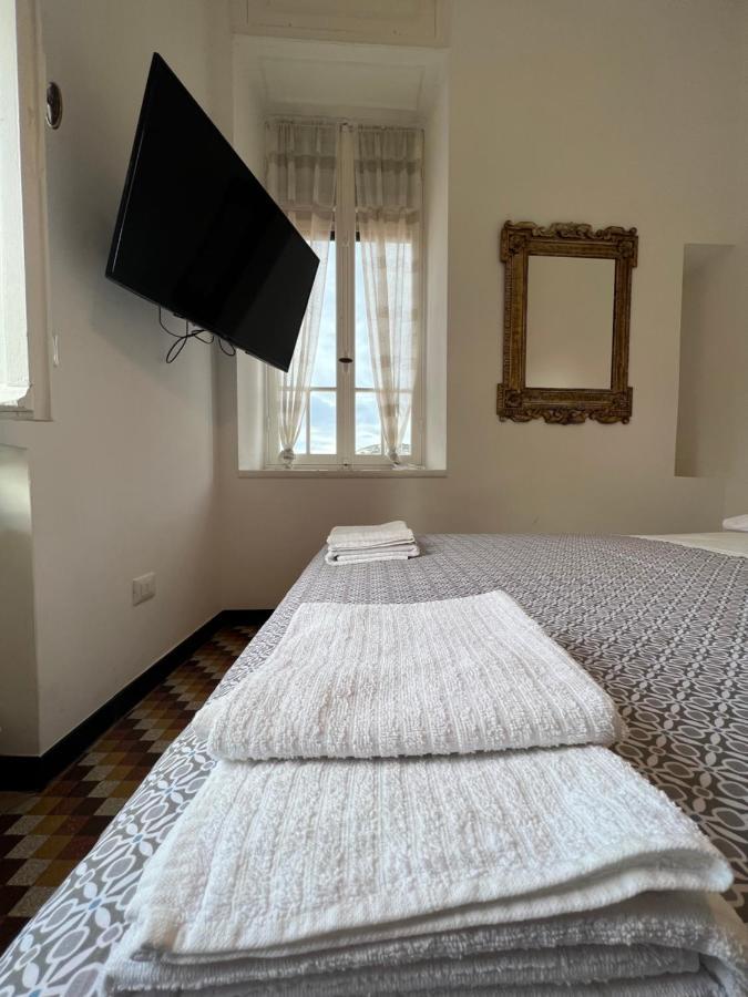 Ferienwohnung Casa Del Poeta Riva Ligure Exterior foto