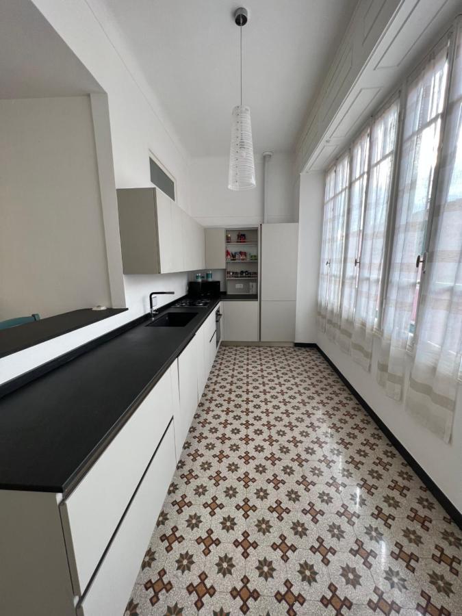 Ferienwohnung Casa Del Poeta Riva Ligure Exterior foto