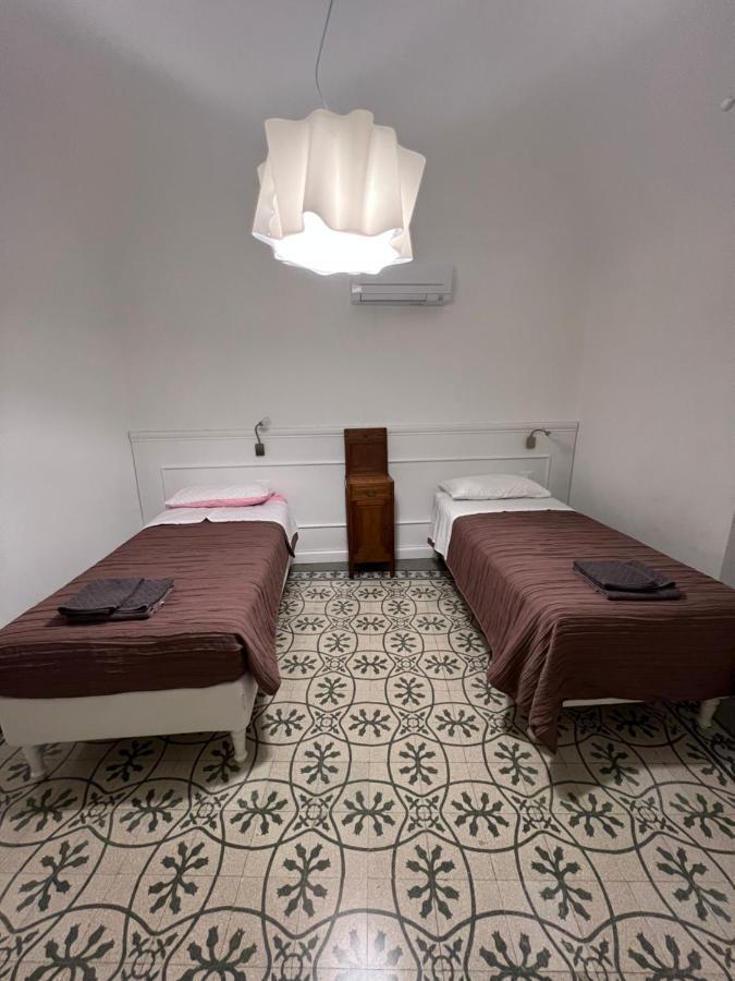 Ferienwohnung Casa Del Poeta Riva Ligure Exterior foto
